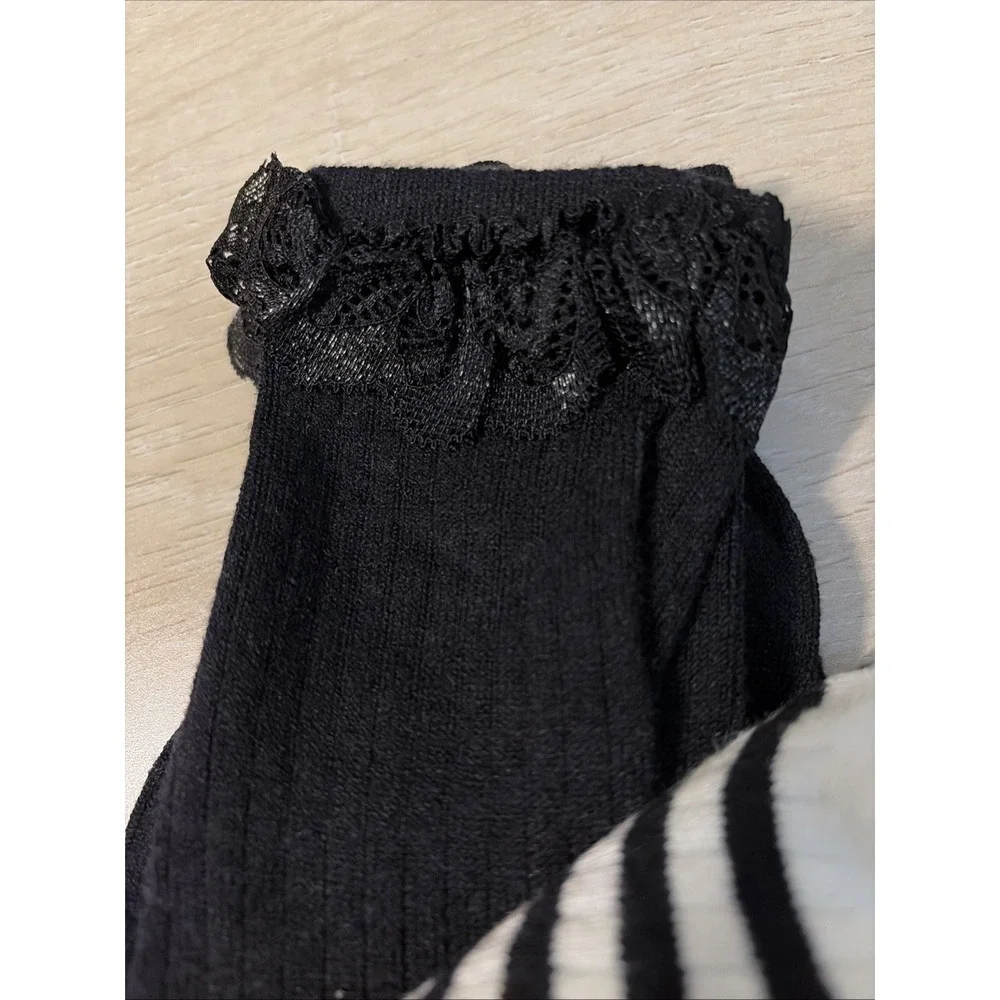Auden Super Soft Mid-Crew Socks With Ruffle Cuffs & Bows